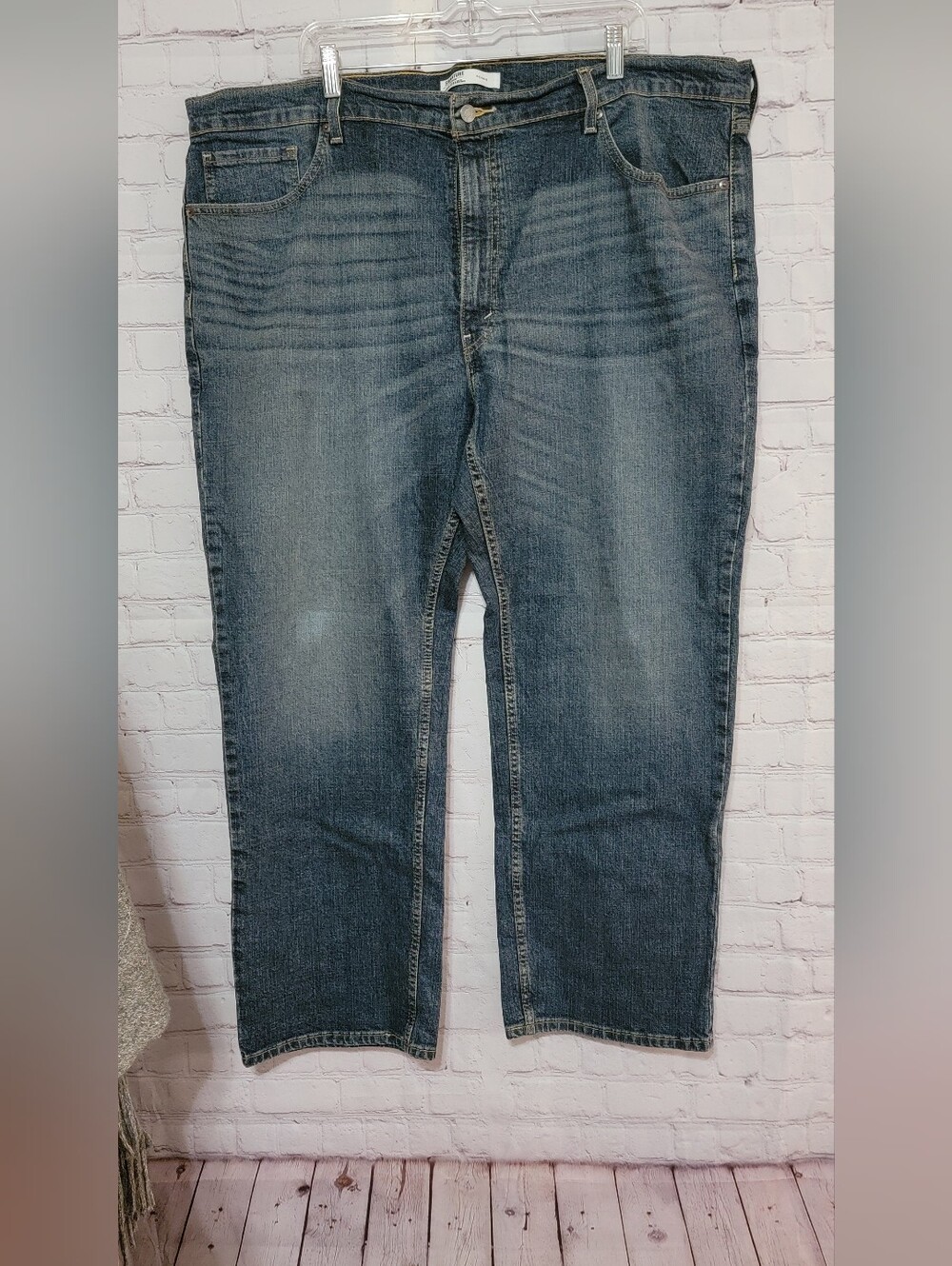 Signature by Levi Strauss Men's Straight-Leg Faded Blue Jeans 44/30